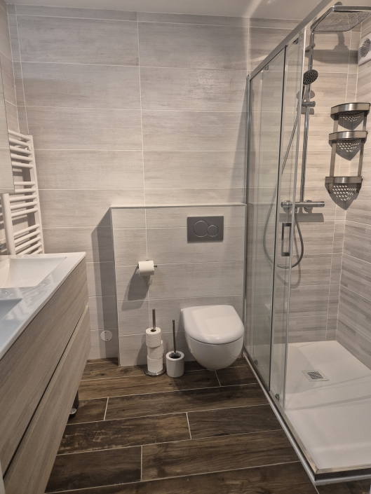 La Norma Chalet 96 -Nouvelle salle de bains haut de gamme La Norma Chalet 96 -Nouvelle salle de bains haut de gamme